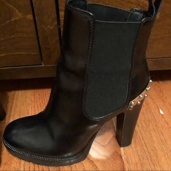 Alexander McQueen Mod Boots - Picture 3 of 8